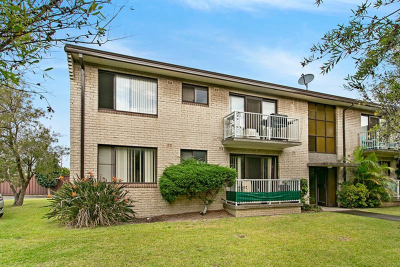 Photo - 1/46-48 Peterborough Avenue, Lake Illawarra NSW 2528 - Image 1