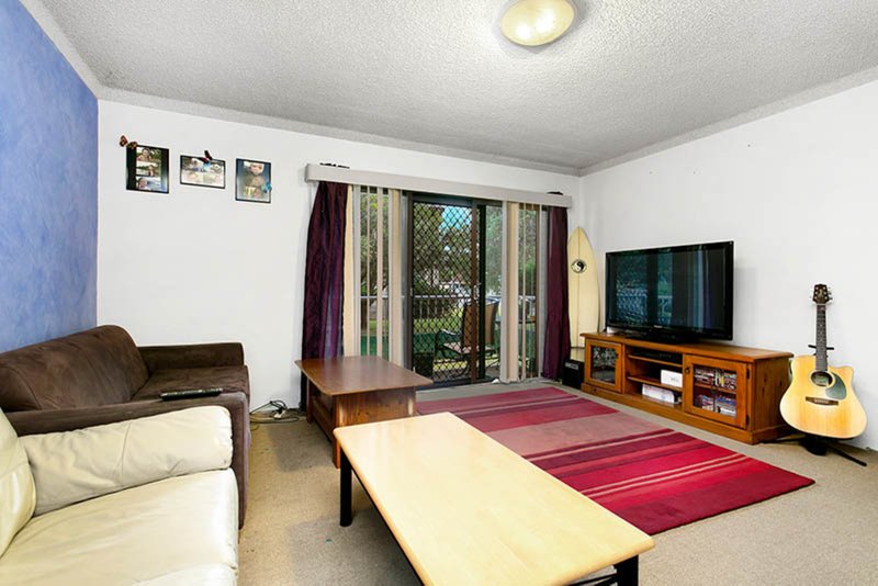 Photo - 1/46-48 Peterborough Avenue, Lake Illawarra NSW 2528 - Image 2