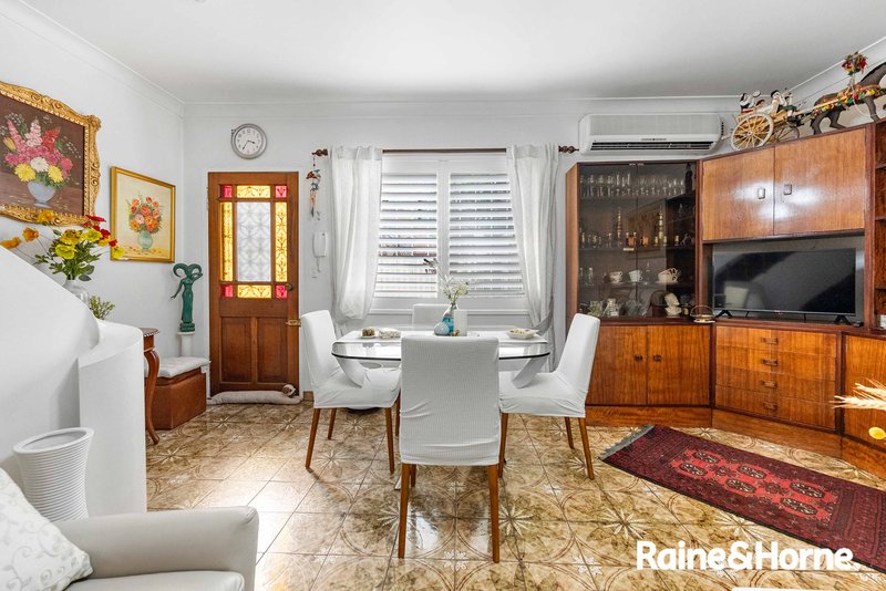 Photo - 14/6-8 Clifford Avenue, Canley Vale NSW 2166 - Image 2