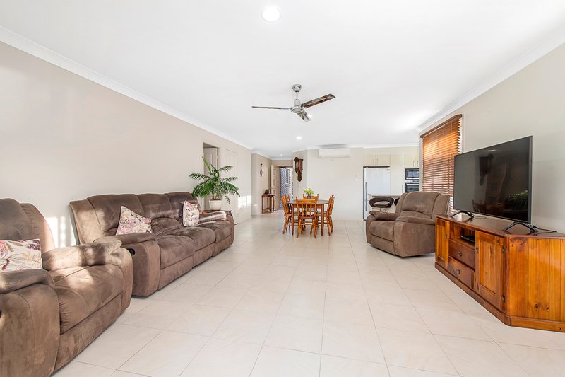 Photo - 1/46 Annabella Drive, Port Macquarie NSW 2444 - Image 3