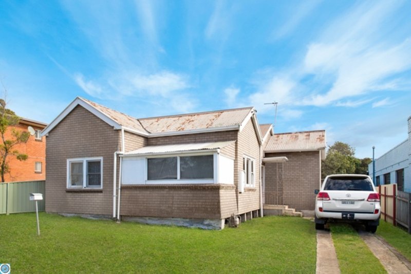 146 Auburn Street, Coniston NSW 2500