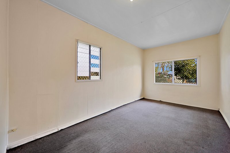 Photo - 146 Byrne Street, Millbank QLD 4670 - Image 13