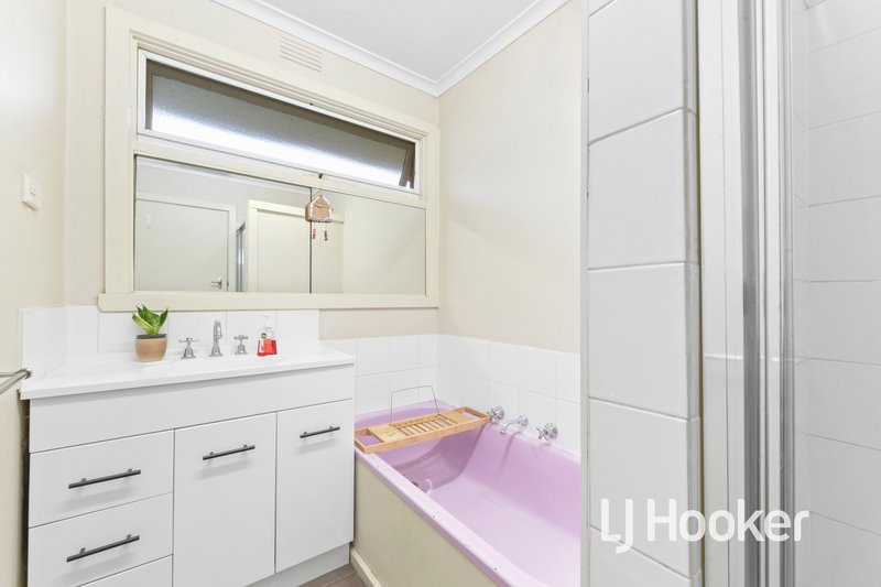 Photo - 1/46 Edinborough Street, Hallam VIC 3803 - Image 7