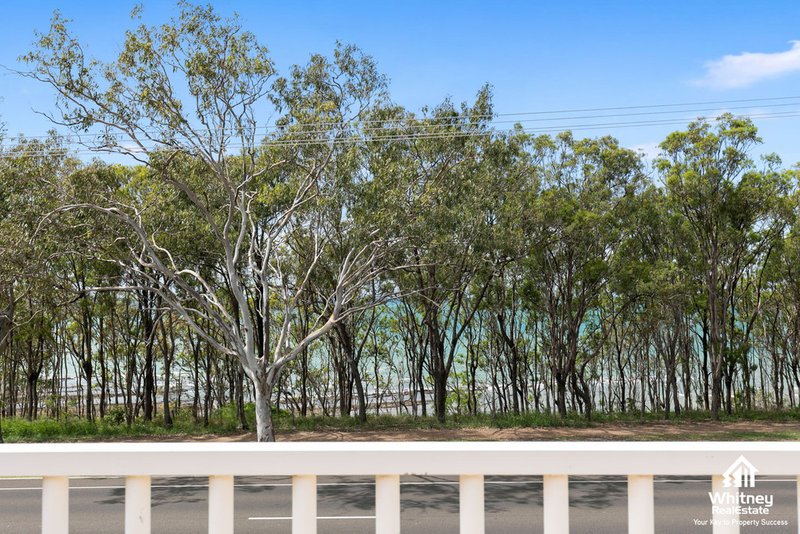 Photo - 146 Esplanade , Point Vernon QLD 4655 - Image 23