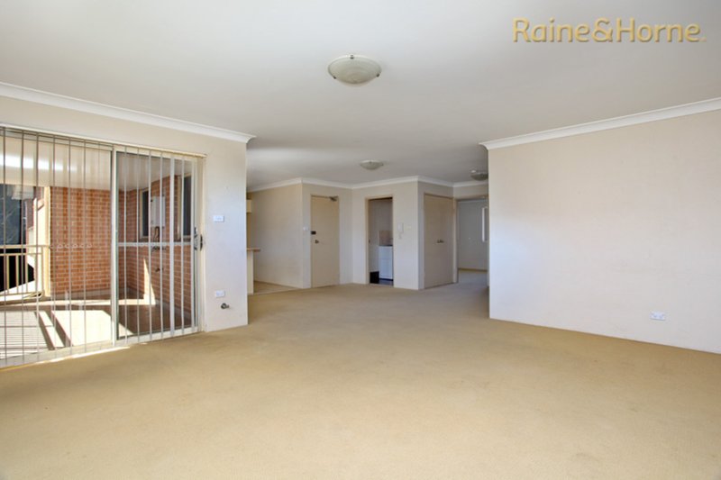 Photo - 14/6 Garner Street, St Marys NSW 2760 - Image 3