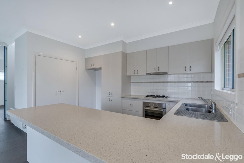 Photo - 1/46 Gladstone Parade, Glenroy VIC 3046 - Image 6