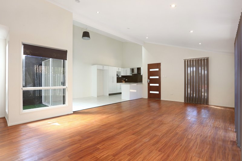 Photo - 1/46 Glen Eagles Drive, Robina QLD 4226 - Image 4