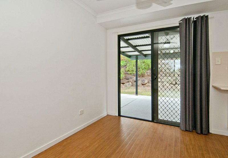 Photo - 146 Holmview Road, Holmview QLD 4207 - Image 6