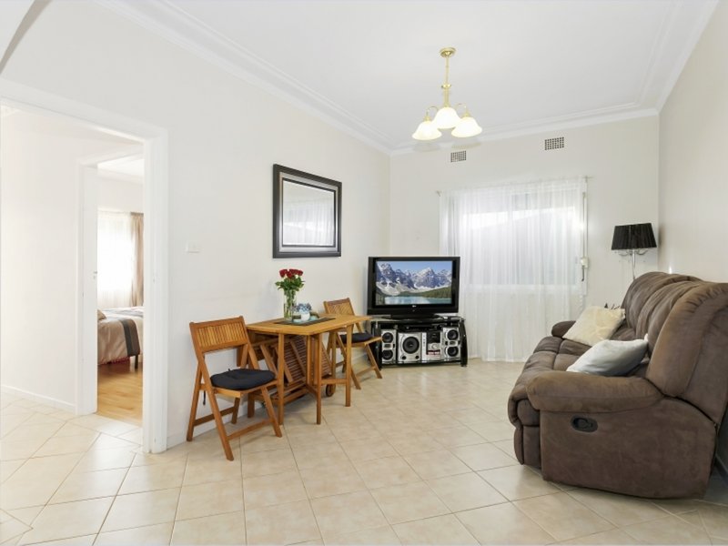 Photo - 146 Illawarra Street, Port Kembla NSW 2505 - Image 3