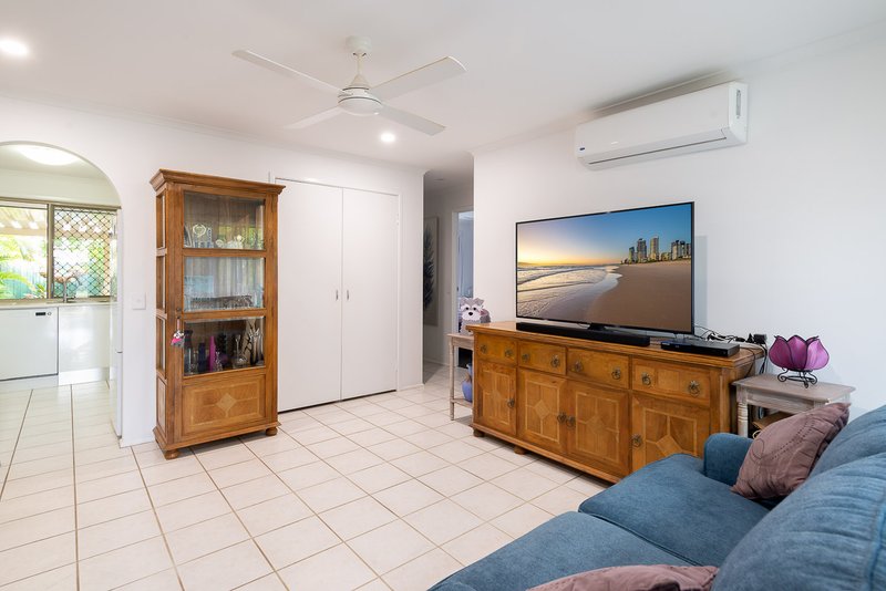 Photo - 1/46 Kangaroo Avenue, Coombabah QLD 4216 - Image 11