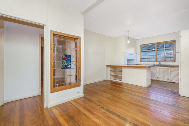 Photo - 1/46 Kionga Street, Clayton VIC 3168 - Image 5