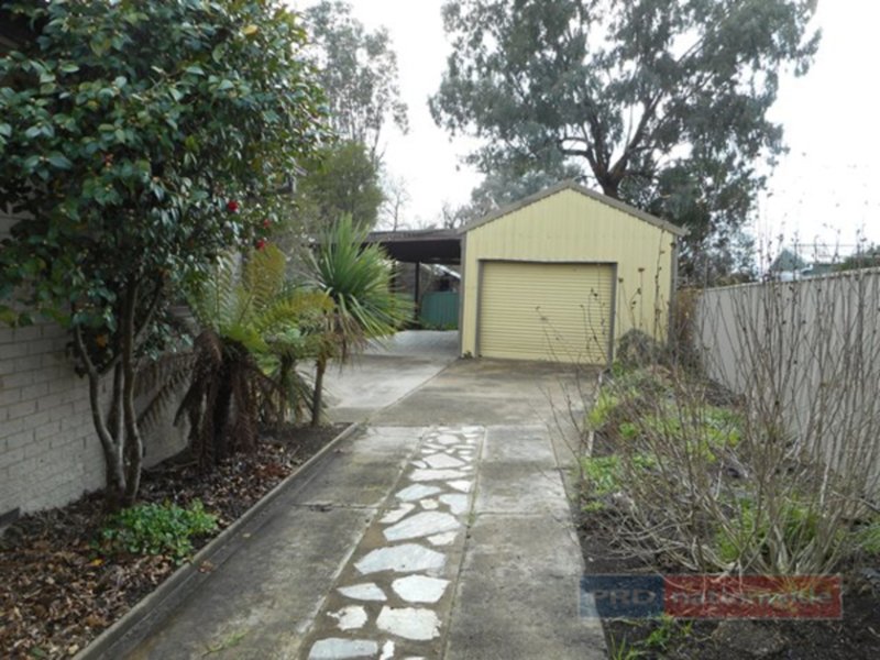 Photo - 146 Lambie Street, Tumut NSW 2720 - Image 11