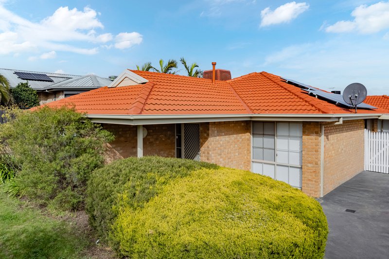 Photo - 146 Lightwood Crescent, Meadow Heights VIC 3048 - Image 2