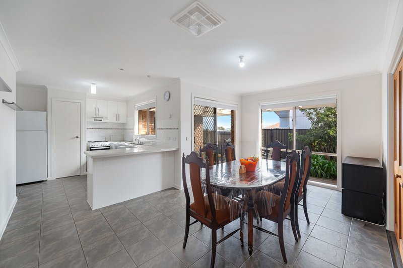Photo - 146 Lightwood Crescent, Meadow Heights VIC 3048 - Image 7