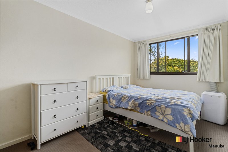 Photo - 14/6 Maclaurin Crescent, Chifley ACT 2606 - Image 6