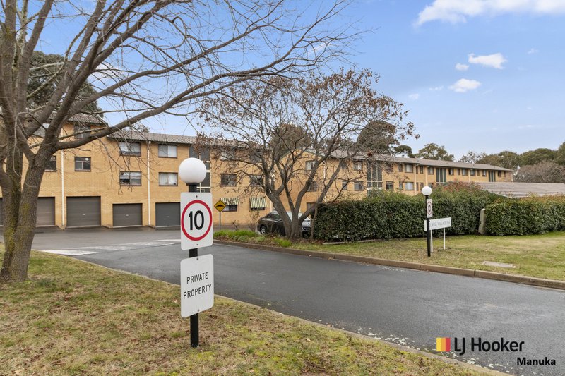 Photo - 14/6 Maclaurin Crescent, Chifley ACT 2606 - Image 14