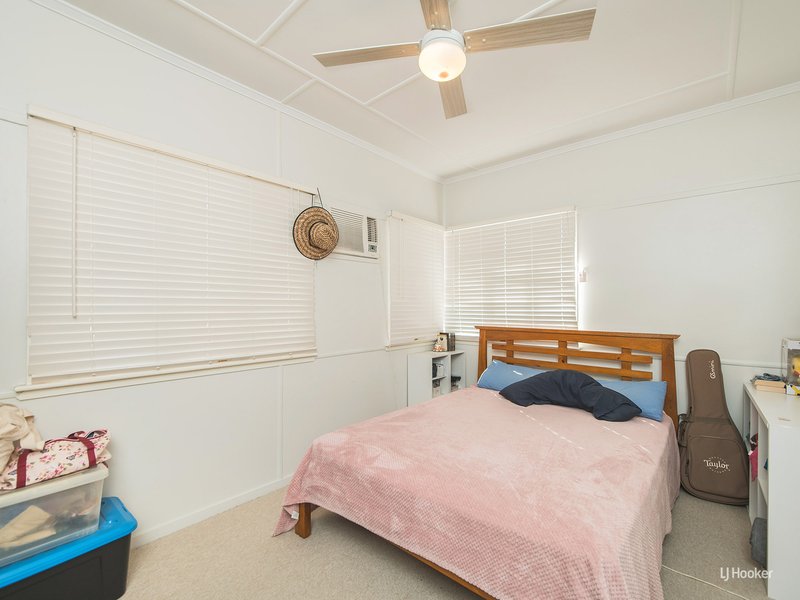 Photo - 146 Richardson Road, Park Avenue QLD 4701 - Image 6