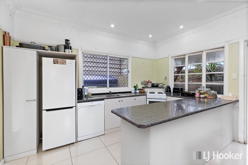 Photo - 146 Shore Street North, Cleveland QLD 4163 - Image 8