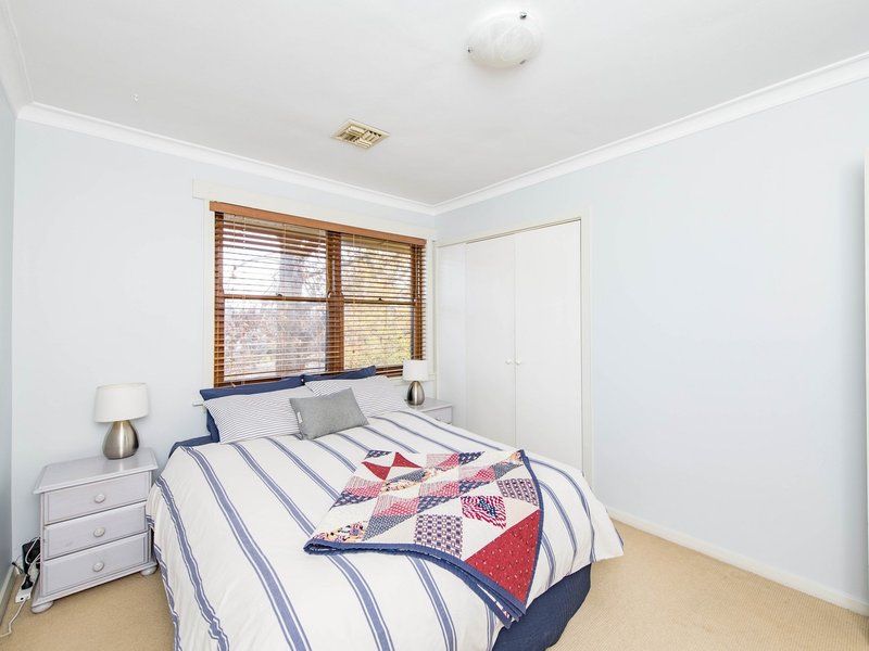 Photo - 146 Strickland Crescent, Deakin ACT 2600 - Image 9