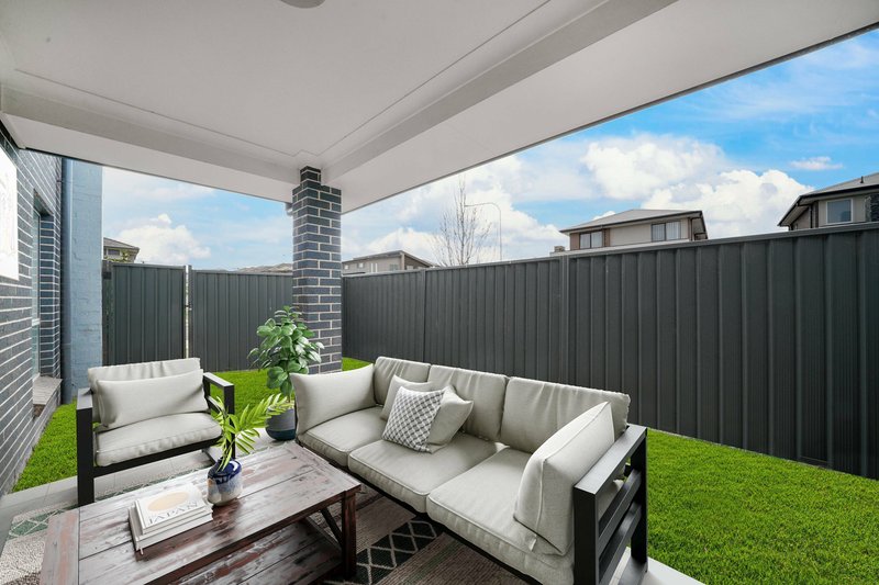 Photo - 146 Village Circuit, Gregory Hills NSW 2557 - Image 7