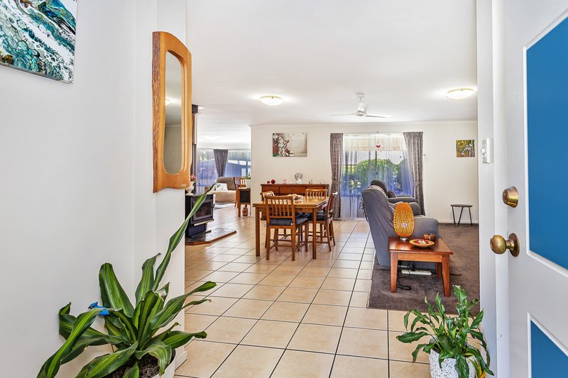 Photo - 146 Wallandra Road, Tallai QLD 4213 - Image 5