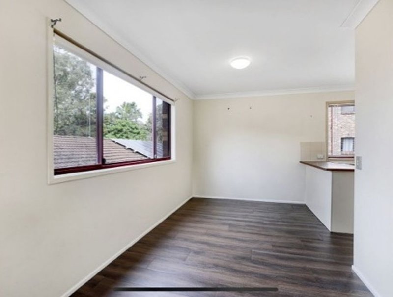 Photo - 1/46 Walton Street, Southport QLD 4215 - Image 3