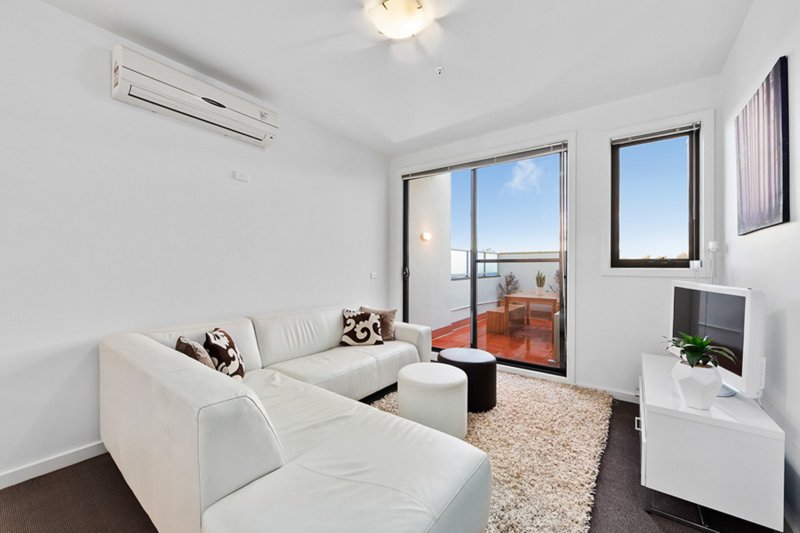 Photo - 14/60-66 Patterson Road, Bentleigh VIC 3204 - Image 3