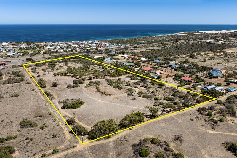 Photo - 1464 North West Coastal Highway, Glenfield WA 6532 - Image 5