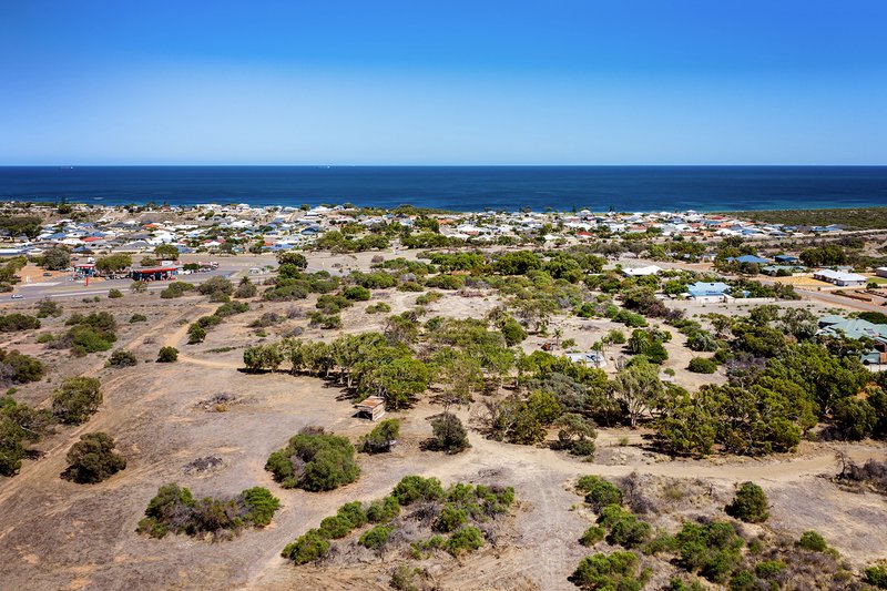 Photo - 1464 North West Coastal Highway, Glenfield WA 6532 - Image 12