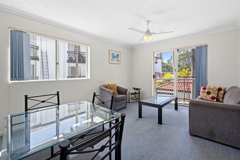 Photo - 14/7-15 Monte Carlo Avenue, Surfers Paradise QLD 4217 - Image 2