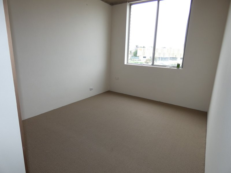 Photo - 14/7-9 Loftus Street, Ashfield NSW 2131 - Image 5