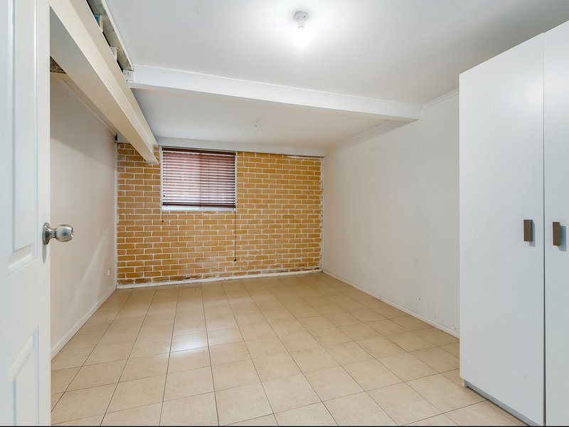 Photo - 147 Albion Road, Windsor QLD 4030 - Image 3