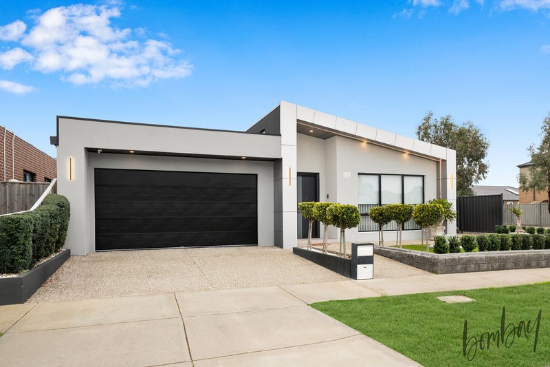 Photo - 147 Blossom Drive, Greenvale VIC 3059 - Image 2