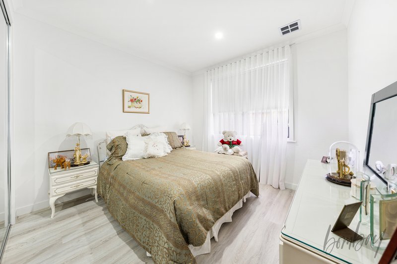 Photo - 147 Blossom Drive, Greenvale VIC 3059 - Image 17