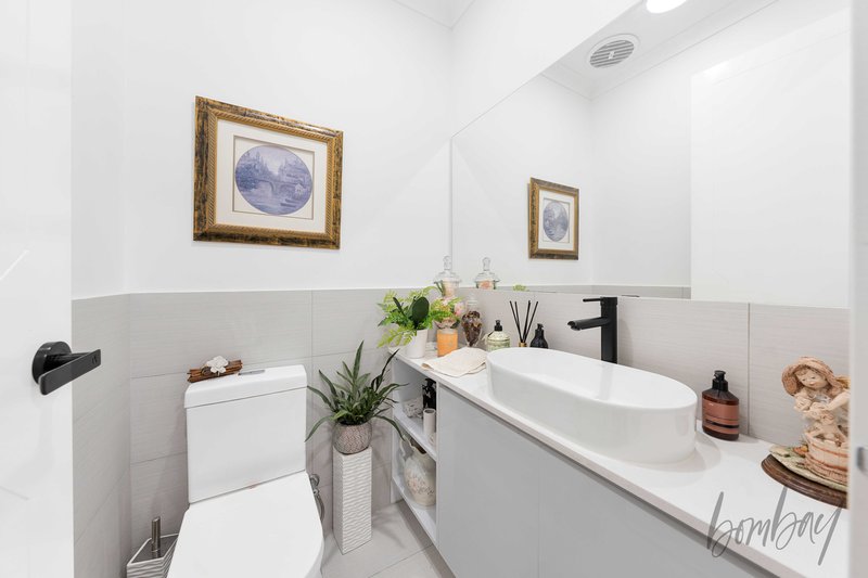 Photo - 147 Blossom Drive, Greenvale VIC 3059 - Image 18