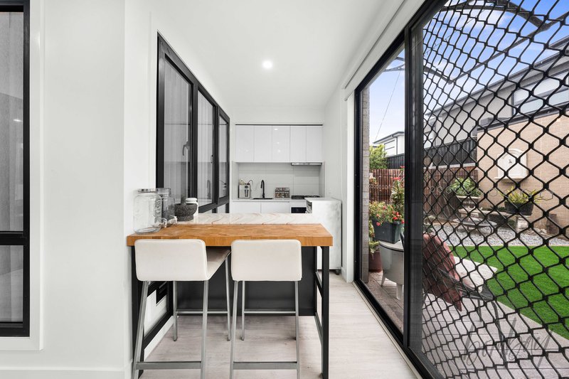 Photo - 147 Blossom Drive, Greenvale VIC 3059 - Image 22