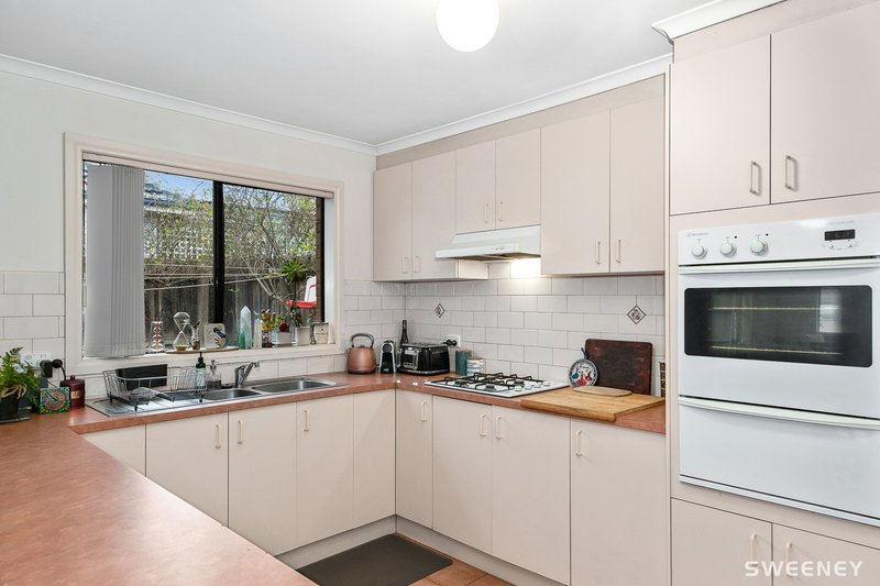 Photo - 1/47 Bracken Grove, Altona VIC 3018 - Image 10