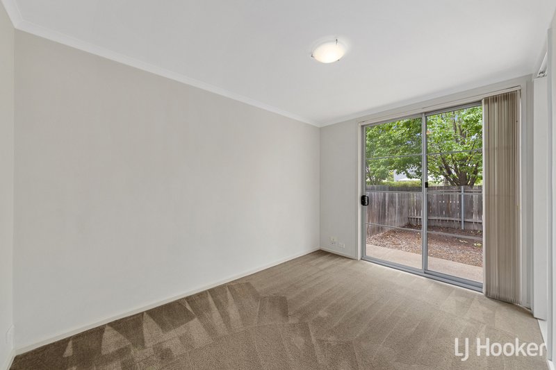 Photo - 14/7 Coolac Place, Braddon ACT 2612 - Image 6