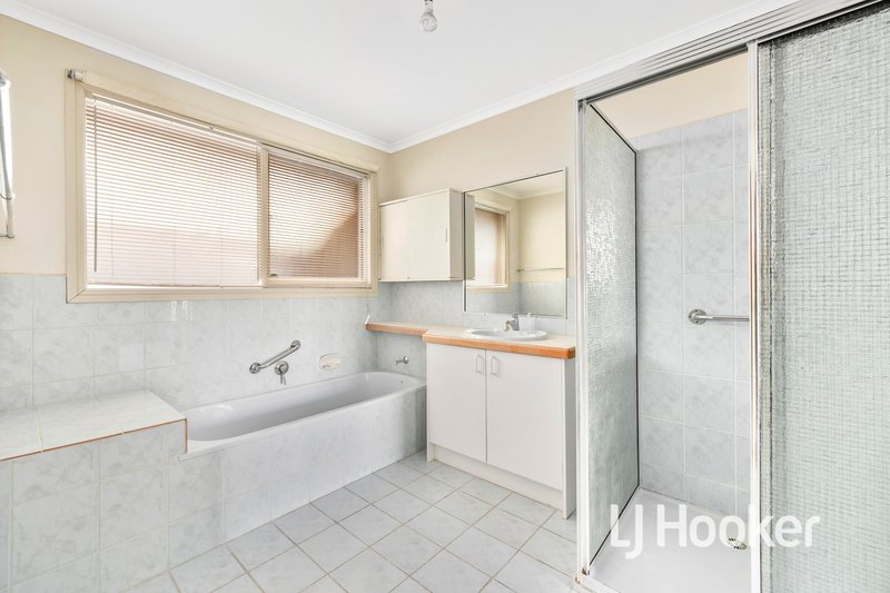 Photo - 1/47 David Collins Drive, Endeavour Hills VIC 3802 - Image 6