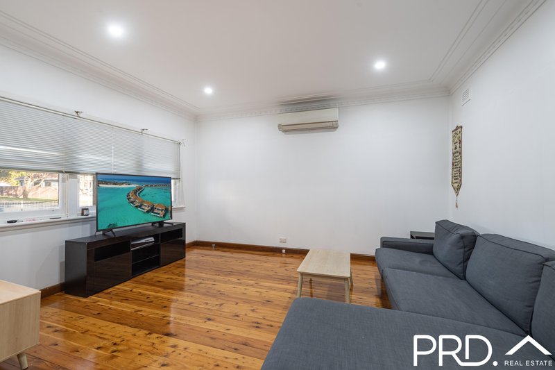 Photo - 147 Gibson Avenue, Padstow NSW 2211 - Image 7