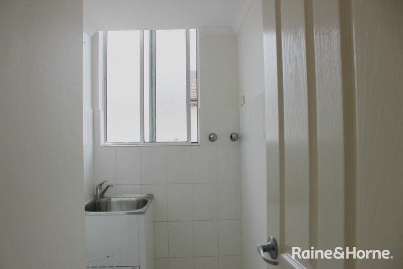 Photo - 1/47 Hill Street, Cabramatta NSW 2166 - Image 5