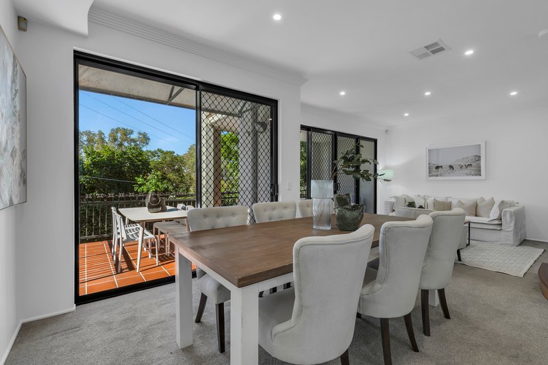 Photo - 1/47 Indooroopilly Road, Taringa QLD 4068 - Image 3