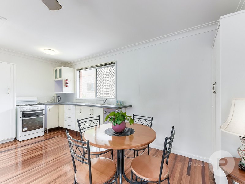 Photo - 1/47 Lothian Street, Annerley QLD 4103 - Image 4