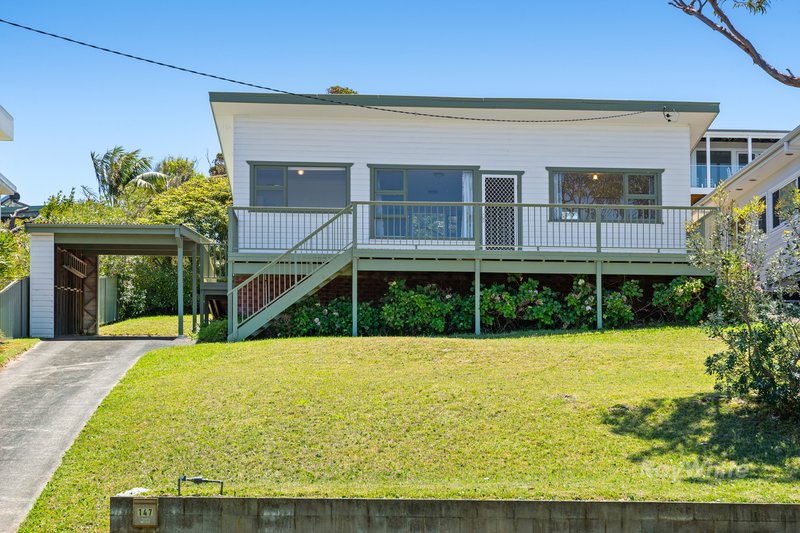 Photo - 147 Mitchell Parade, Mollymook Beach NSW 2539 - Image 3