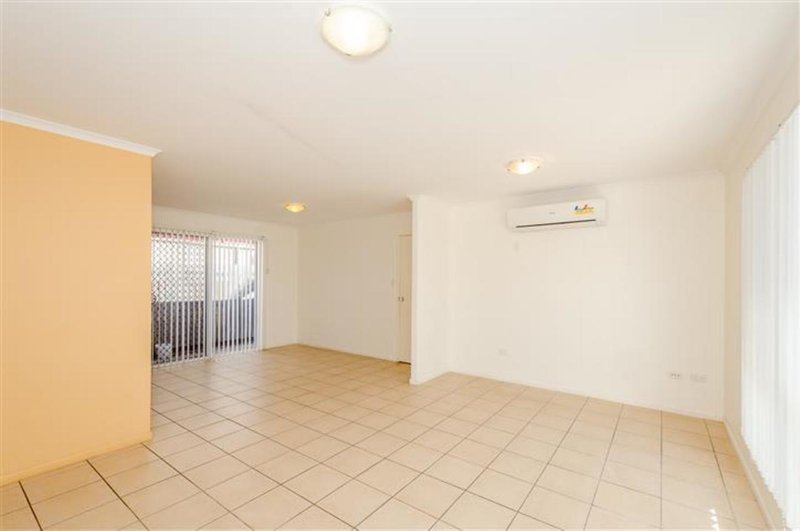 Photo - 1/47 O'Connell Street, Barney Point QLD 4680 - Image 6