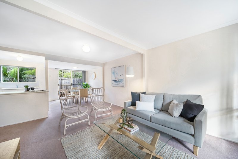 Photo - 14/7 Oricon Court, Springwood QLD 4127 - Image 2