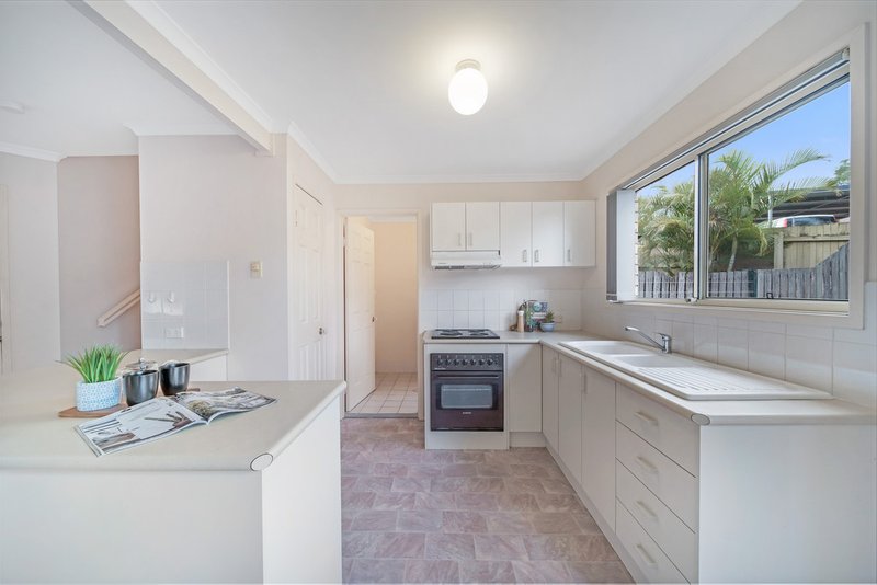 Photo - 14/7 Oricon Court, Springwood QLD 4127 - Image 4