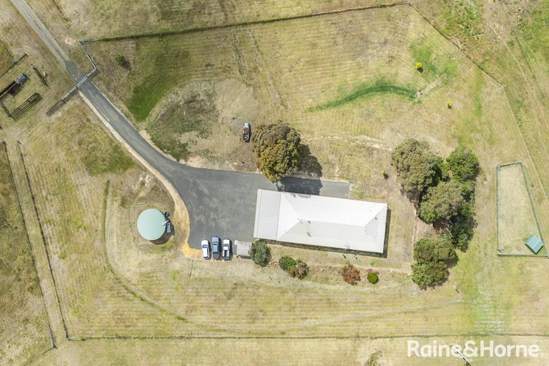 Photo - 147 Racecourse Road, Redesdale VIC 3444 - Image 3