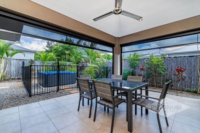 Photo - 147 Roberts Drive, Trinity Beach QLD 4879 - Image 7