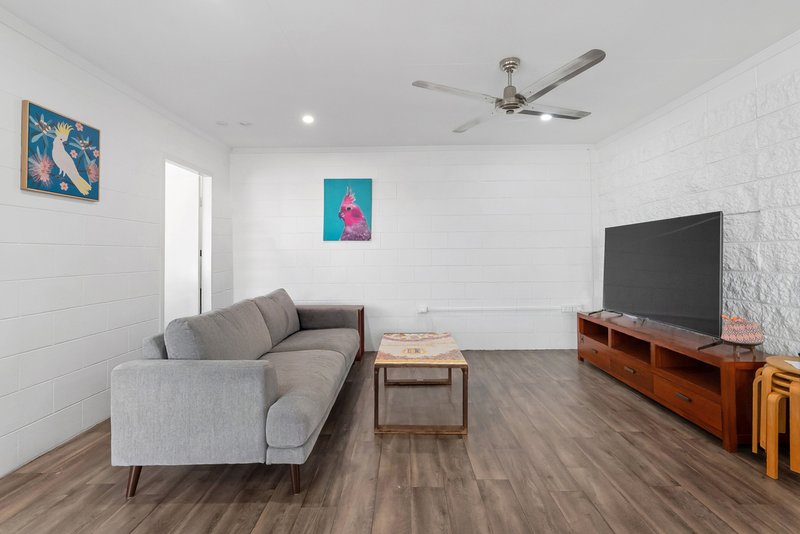 Photo - 147 Russell Street, Edge Hill QLD 4870 - Image 11